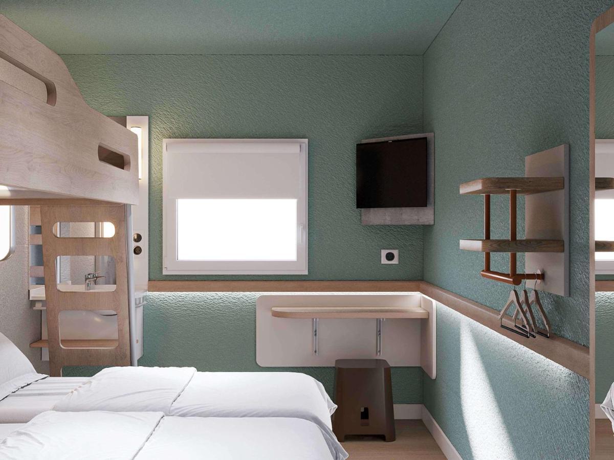 Ibis Budget Poitiers Nord Futuroscope Chasseneuil-du-Poitou Bagian luar foto