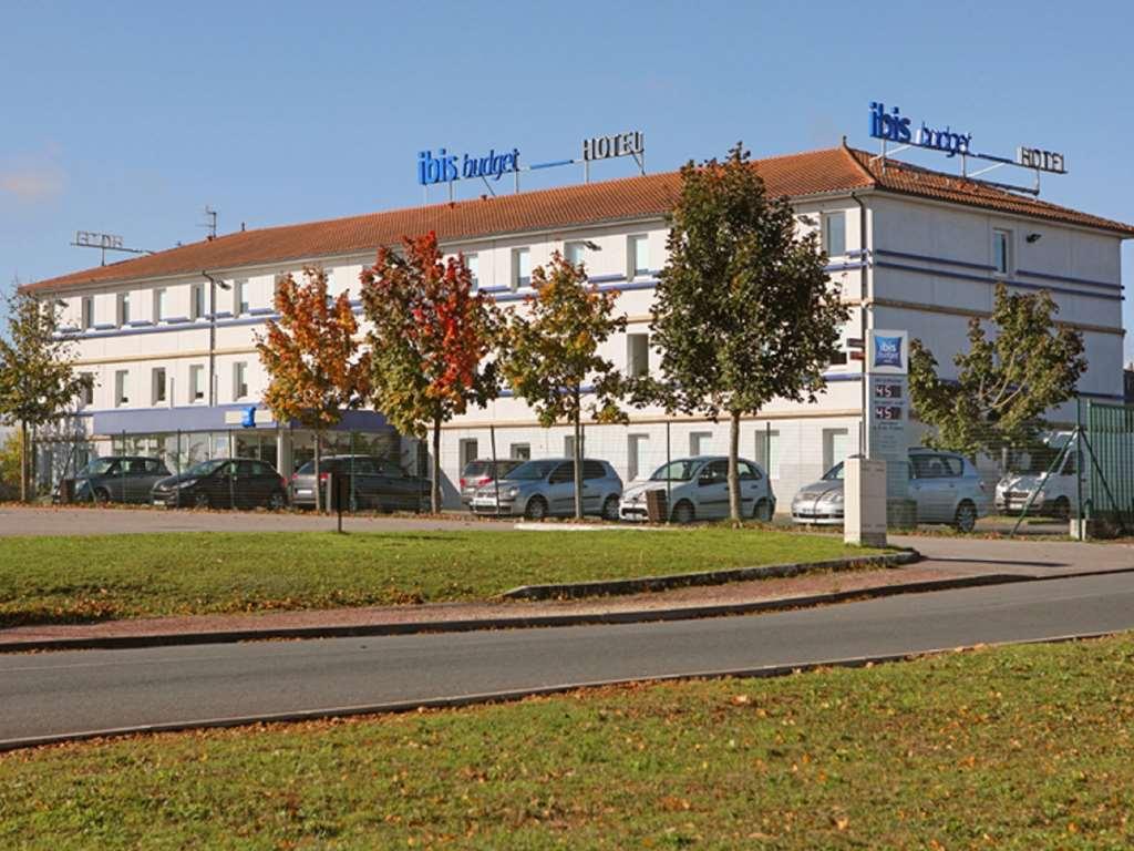 Ibis Budget Poitiers Nord Futuroscope Chasseneuil-du-Poitou Bagian luar foto